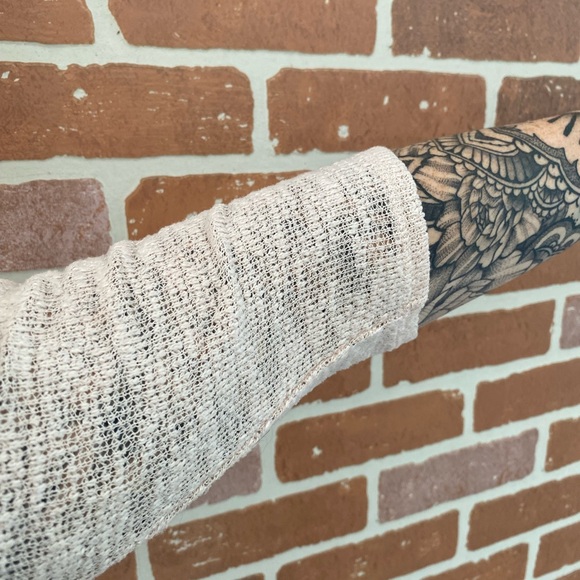 Lightweight Ginger G cardigan β¨ - Picture 5 of 5